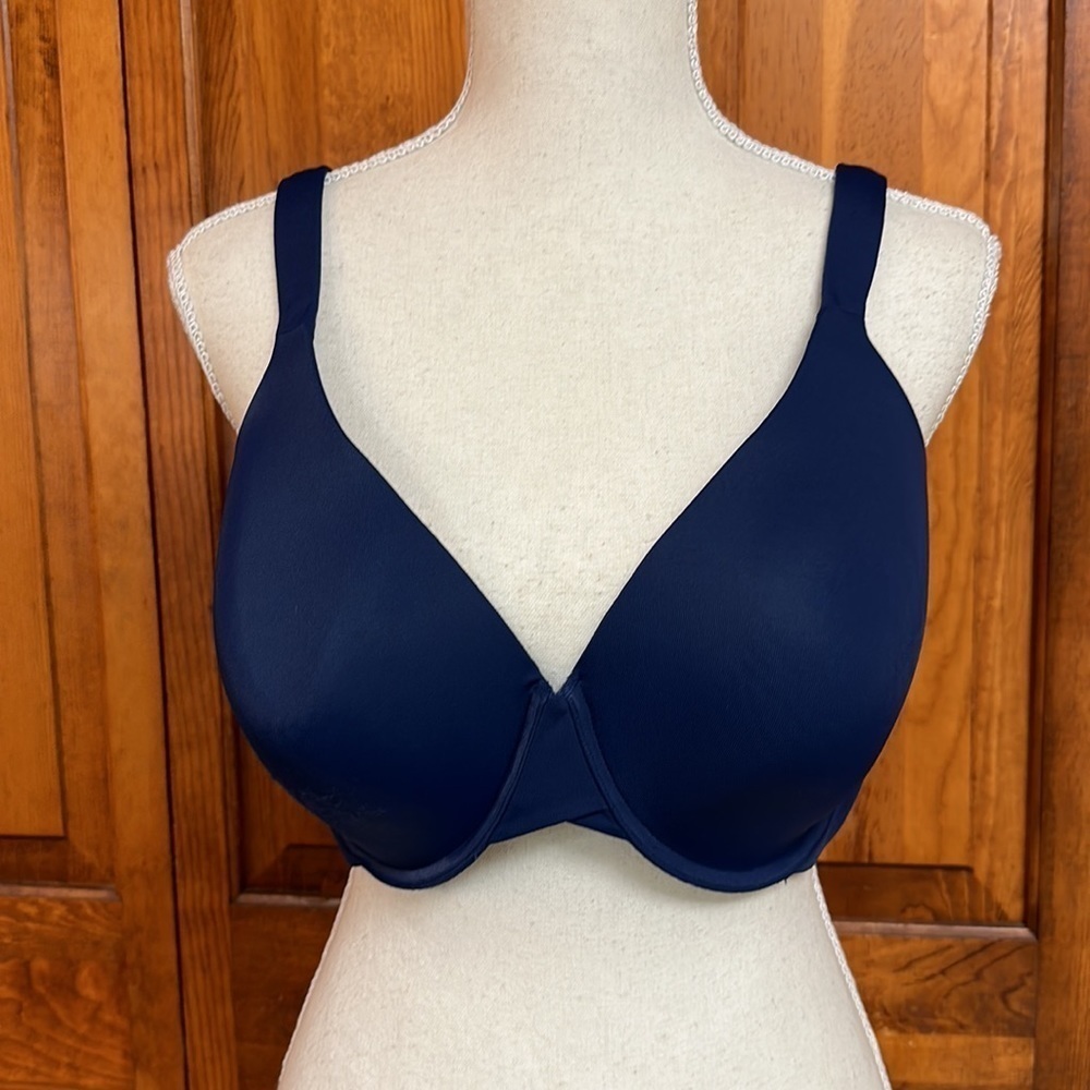Ambrielle Everyday Full Figure Underwire Bra Adjustable Straps Nylon/Spandex 40D